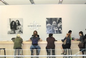 Apple Stores are Redesigning Genius Bars for Efficiency