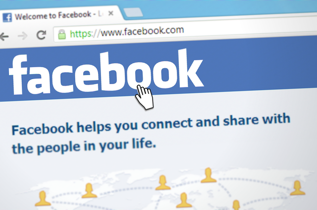 Facebook Ending Internal Email System, Message Forwarding Begins