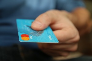 What You Need To Know About Hashtag Shopping